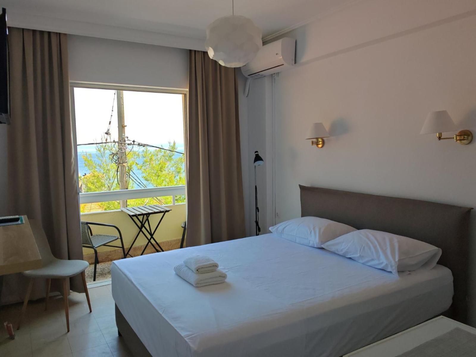 Hotel Rania Loutra Edipsou  Exterior photo